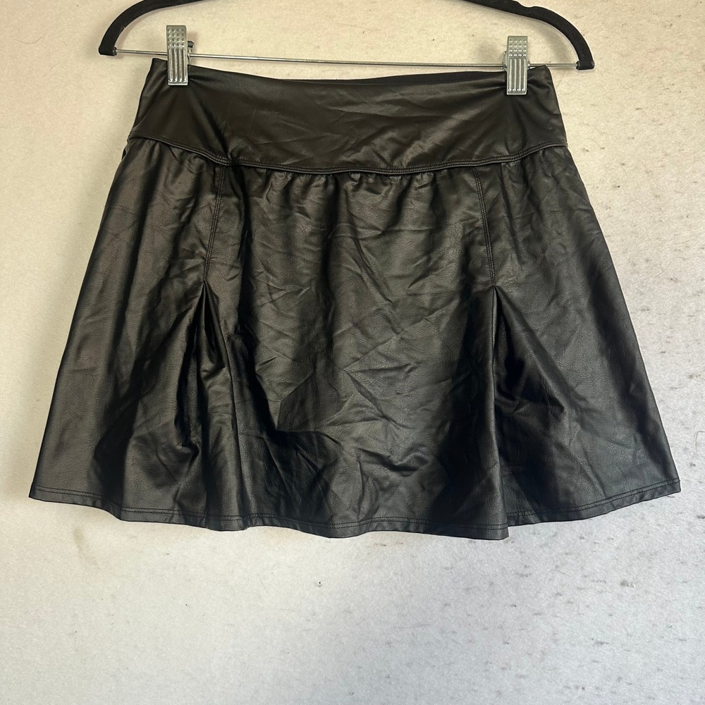 Offline by Aerie Real Luxe Faux Leather Tennis Skirt Black Mini Pleated Medium